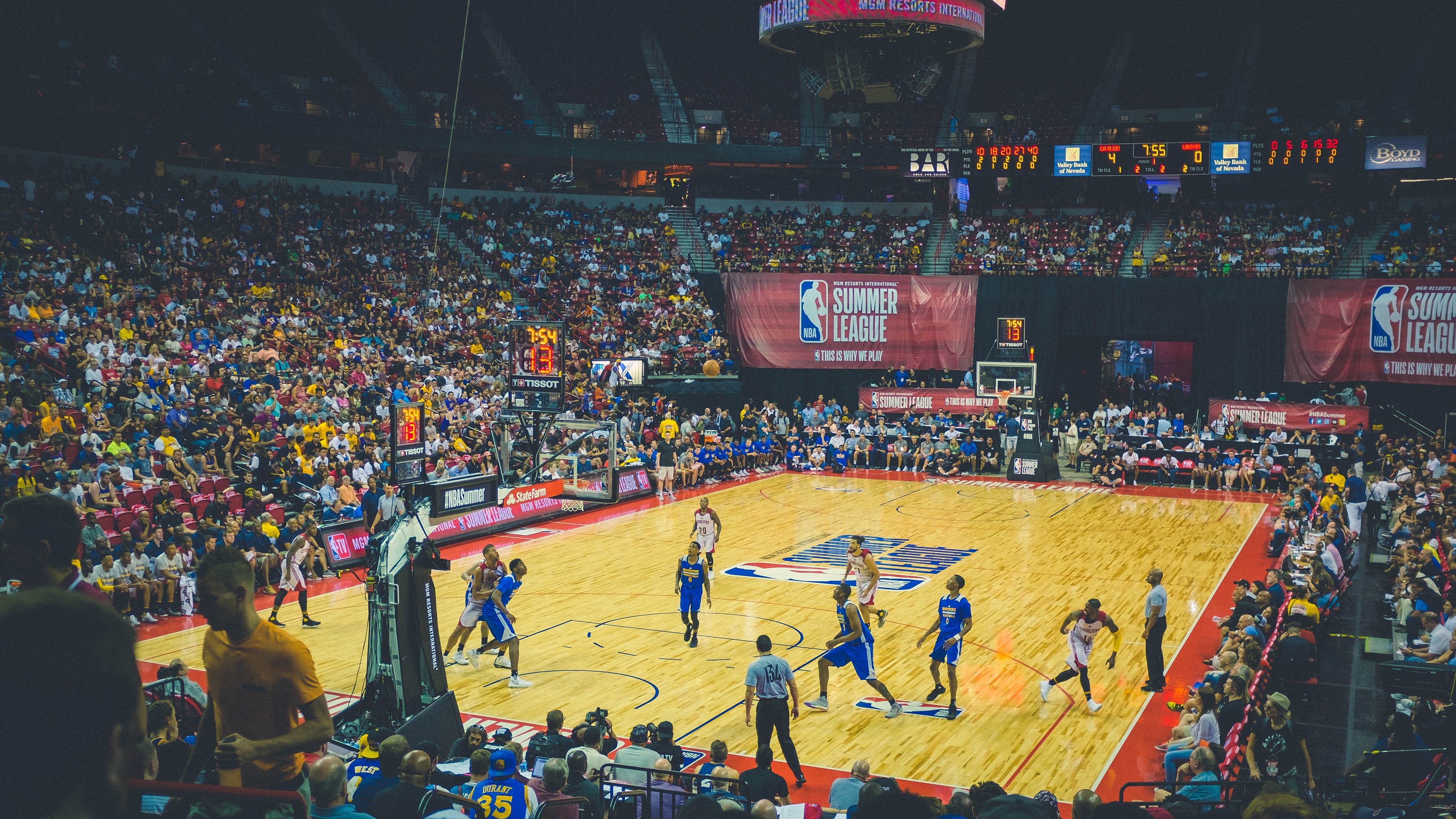 球员技术单一是否因训练体系结构僵化,球员对训练不满