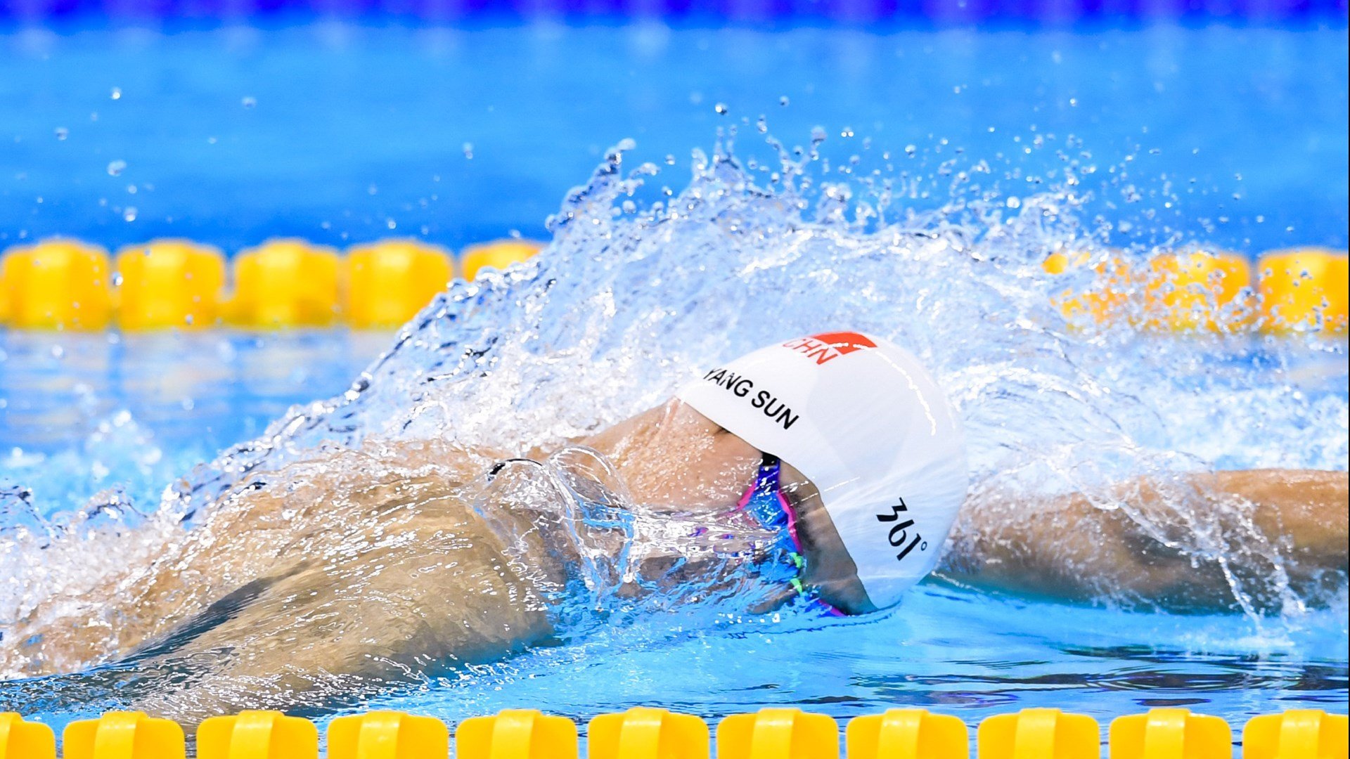 kaiyun 开云体育-世界杯场场爆炸：明星球员震撼全场的瞬间，世界杯突发